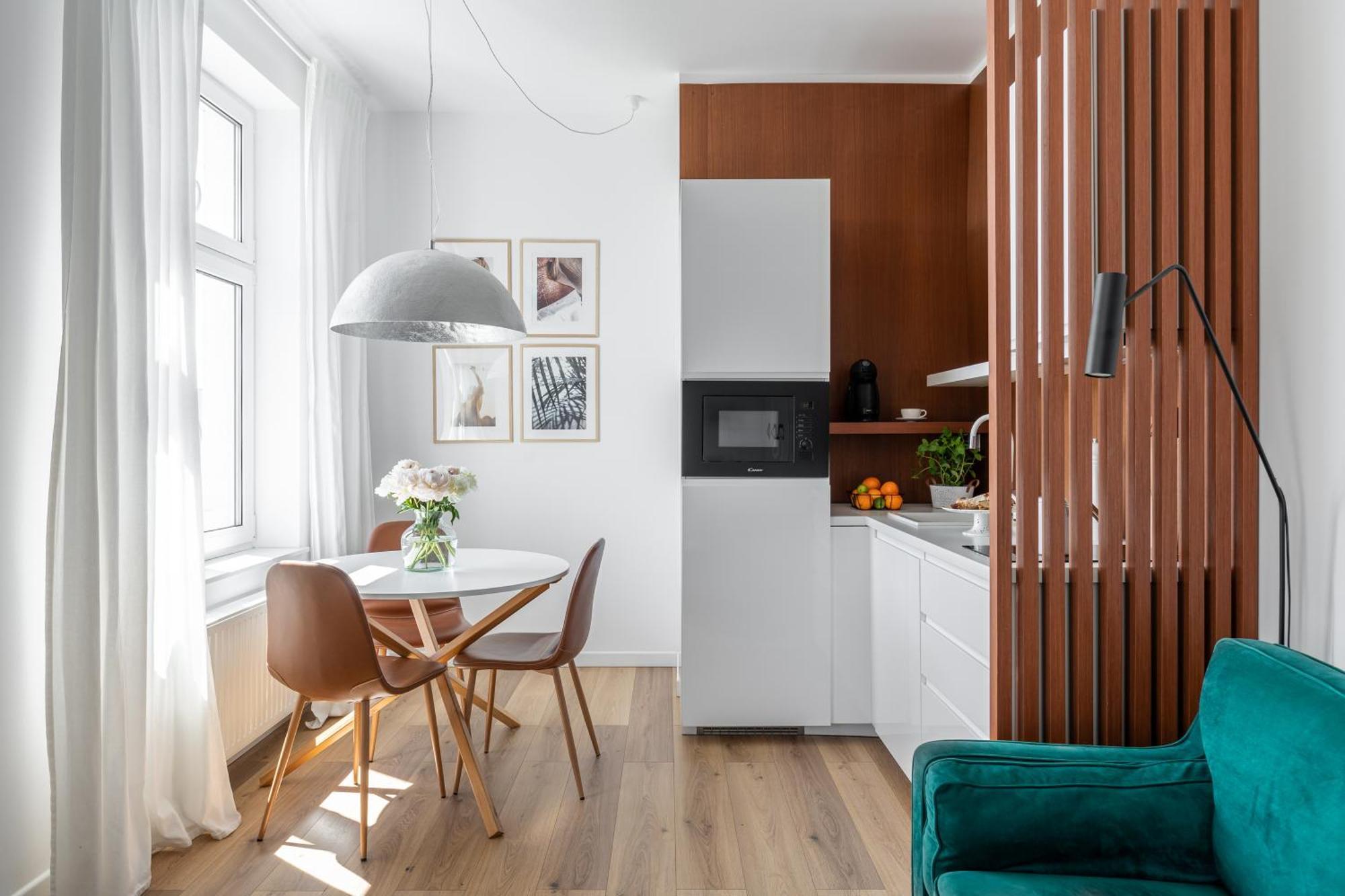 All For Sophie Apartments - Z Palarnia Kawy I Pracownia Artystyczna W Kamienicy - Art & Coffee In Historic Building غدانسك الغرفة الصورة